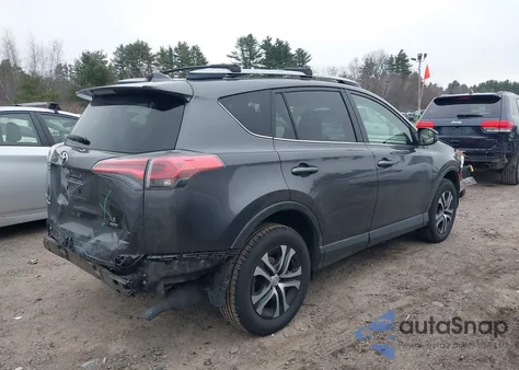 2017 Toyota Rav4 Le z USA, uszkodzony, nr VIN JTMBFREV2HJ120596